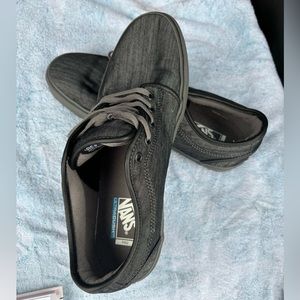 Men’s Jean vans size 13 ultra cush